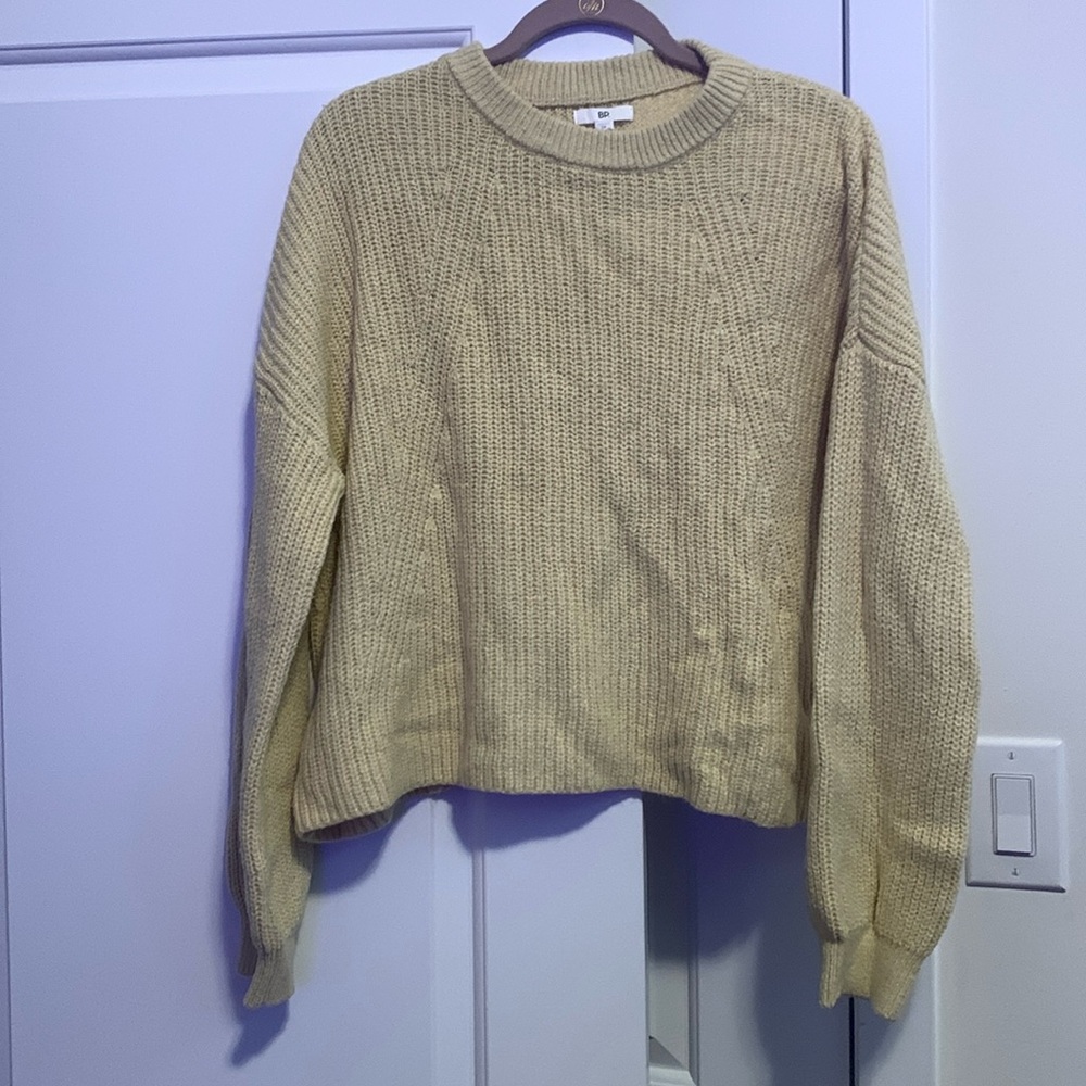 BP. Crop knitted cream Sweater 1X